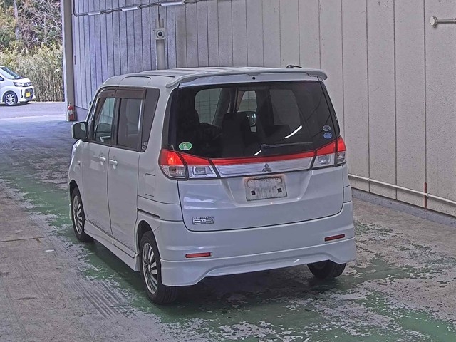 MITSUBISHI DELICA D:2