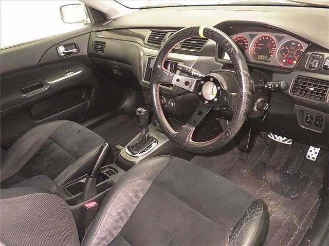 MITSUBISHI LANCER EVOLUTION