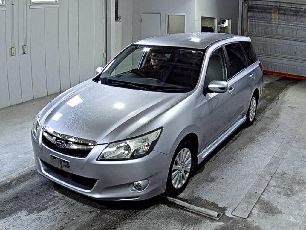 SUBARU EXIGA