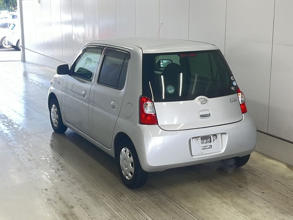 DAIHATSU ESSE
