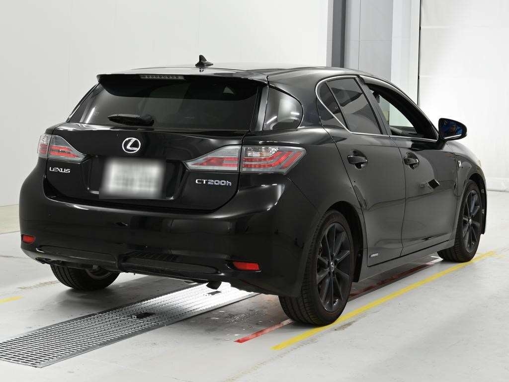 LEXUS CT200H