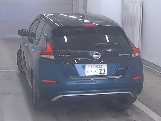 NISSAN LEAF