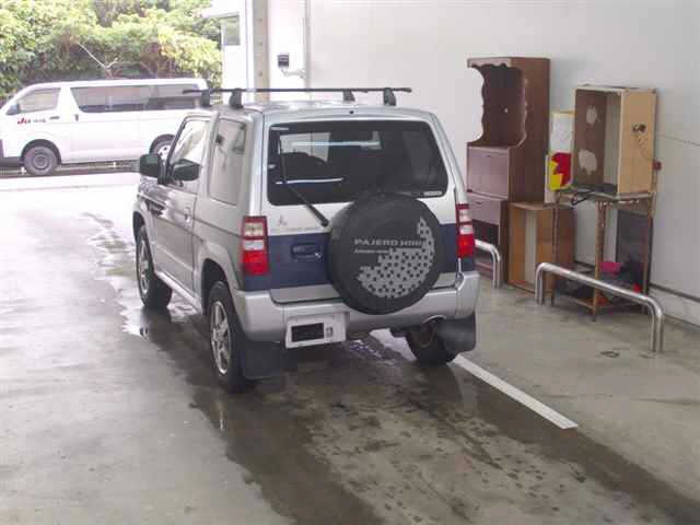 MITSUBISHI PAJERO MINI