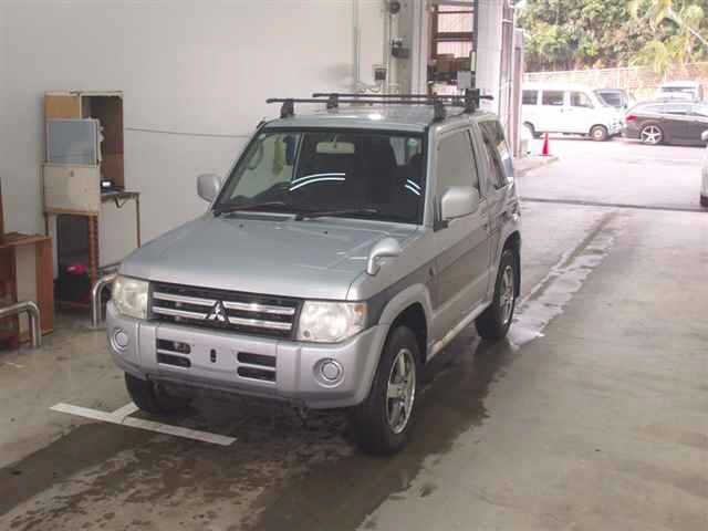 MITSUBISHI PAJERO MINI