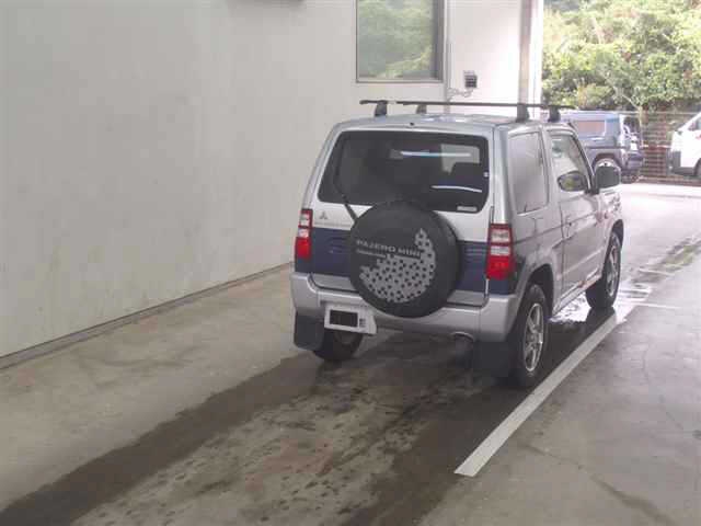MITSUBISHI PAJERO MINI