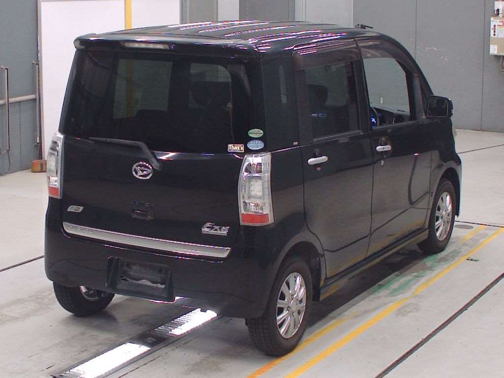 DAIHATSU TANTO EXE