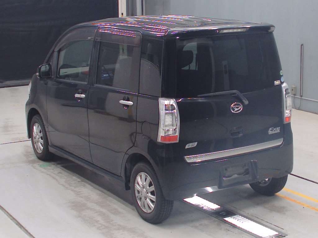 DAIHATSU TANTO EXE