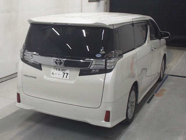 TOYOTA VELLFIRE