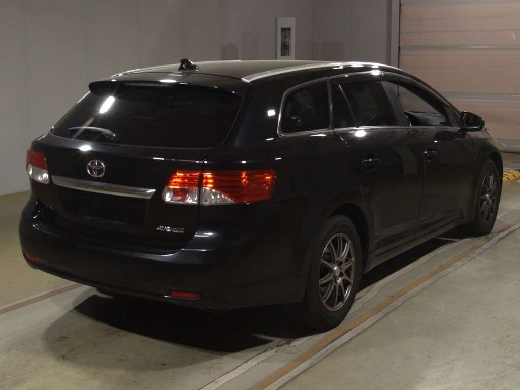 TOYOTA AVENSIS