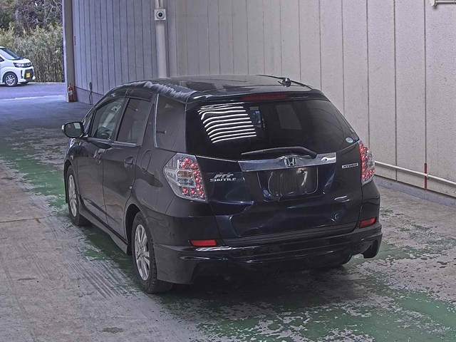 HONDA FIT SHUTTLE