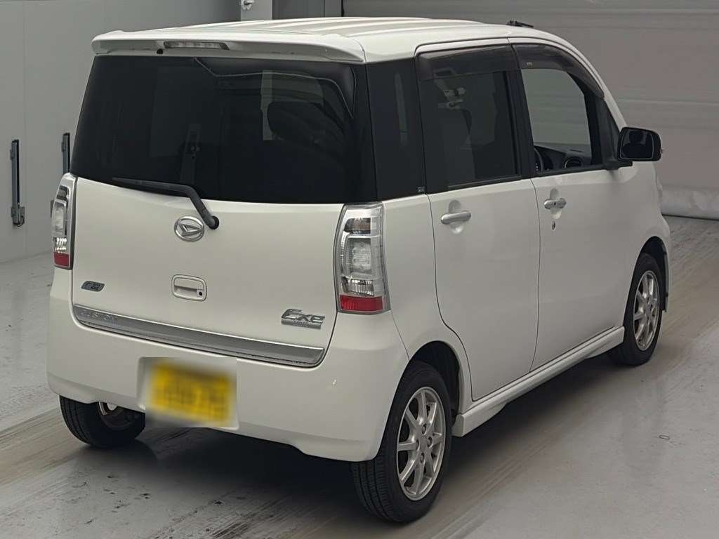 DAIHATSU TANTO EXE