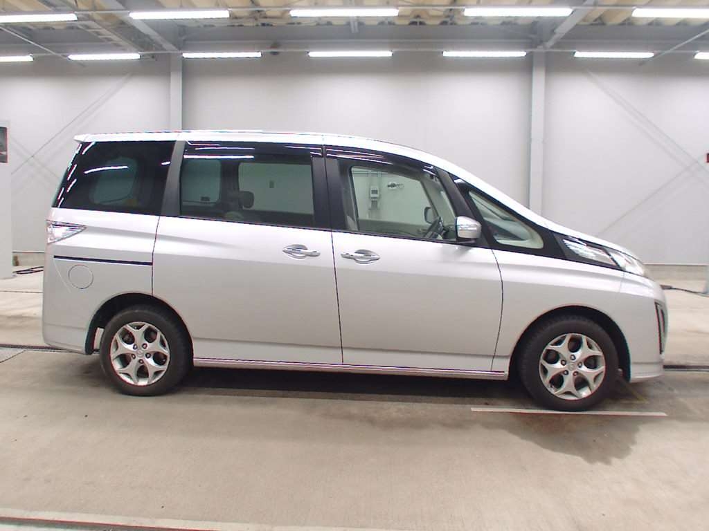 MAZDA BIANTE