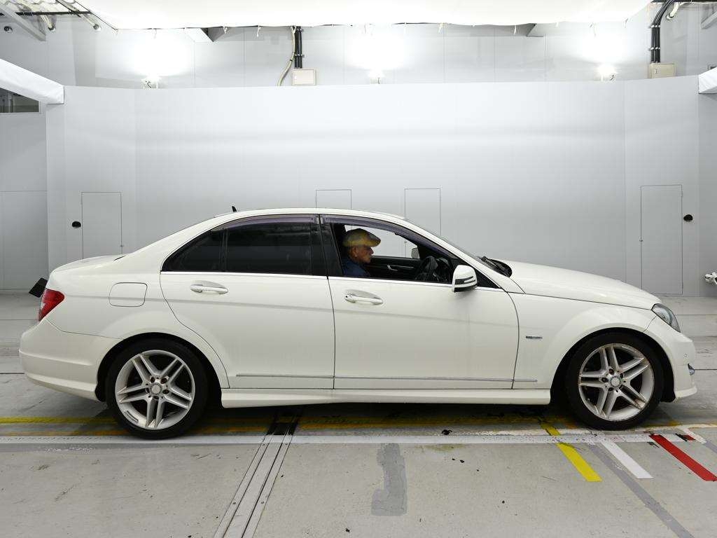 MERCEDES-BENZ C-CLASS