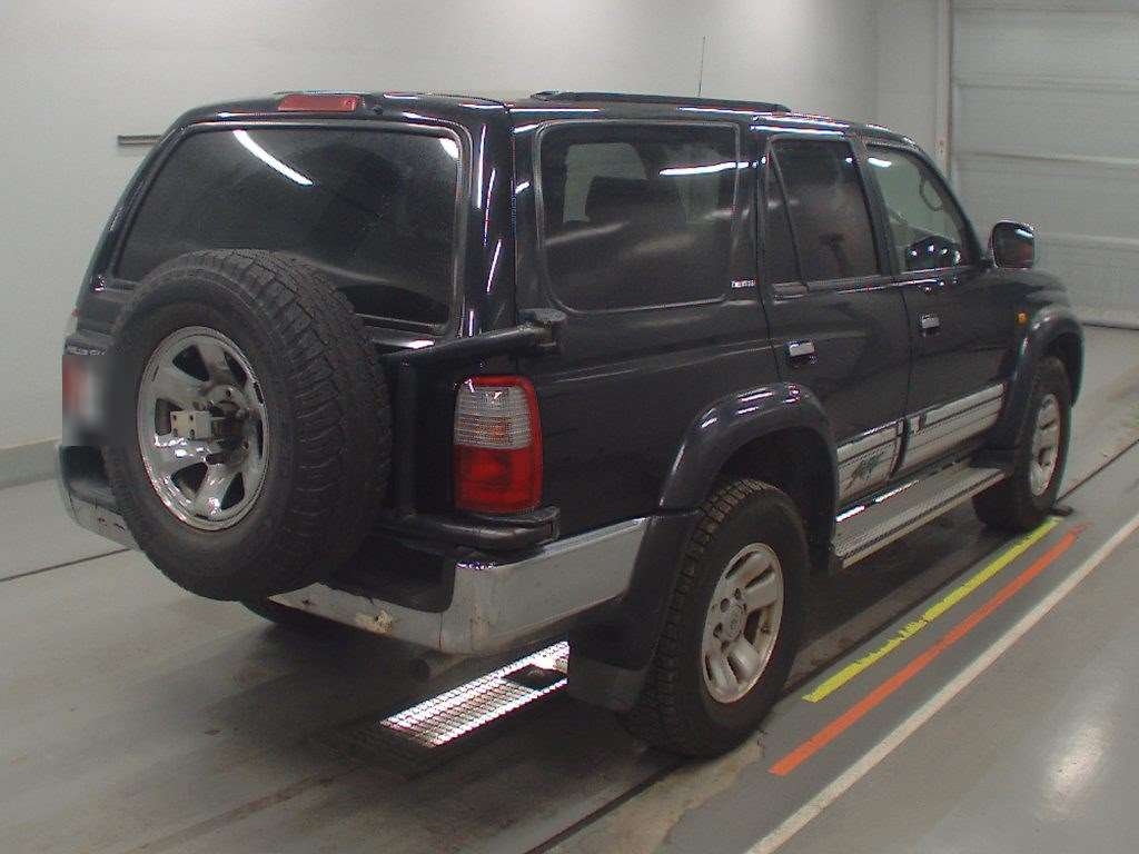 TOYOTA HILUX SURF