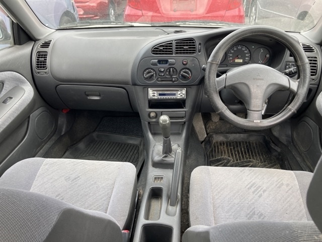 MITSUBISHI LANCER