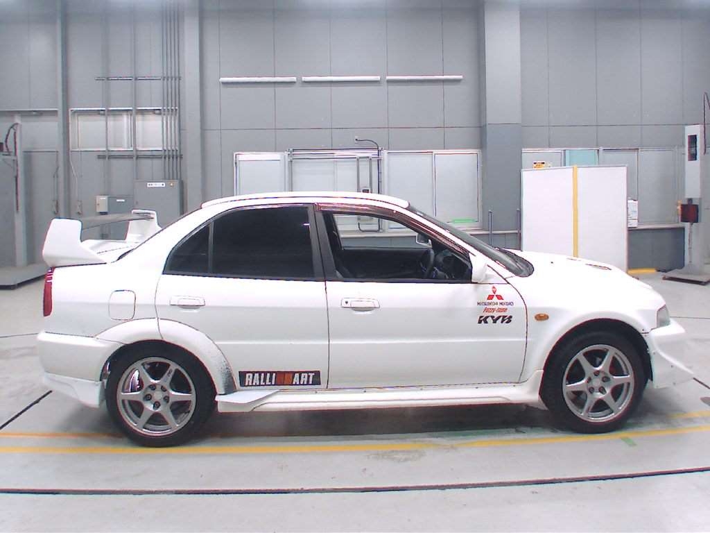MITSUBISHI LANCER EVOLUTION