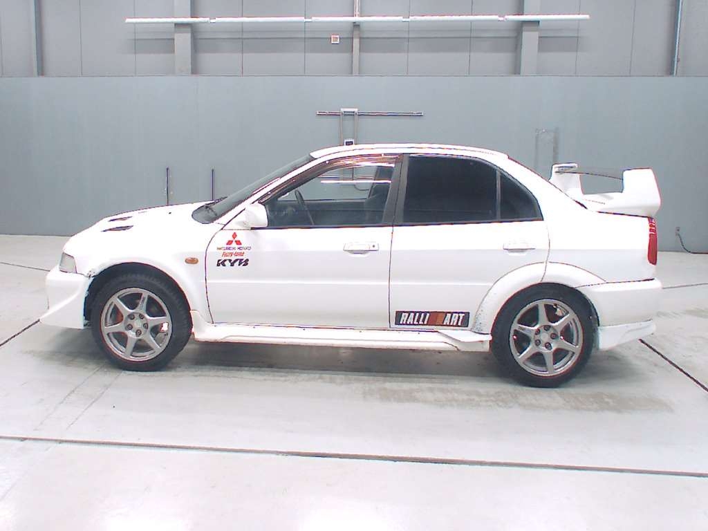 MITSUBISHI LANCER EVOLUTION