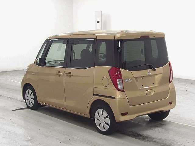 MITSUBISHI EK SPACE