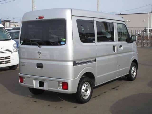 NISSAN NV100 CLIPPER