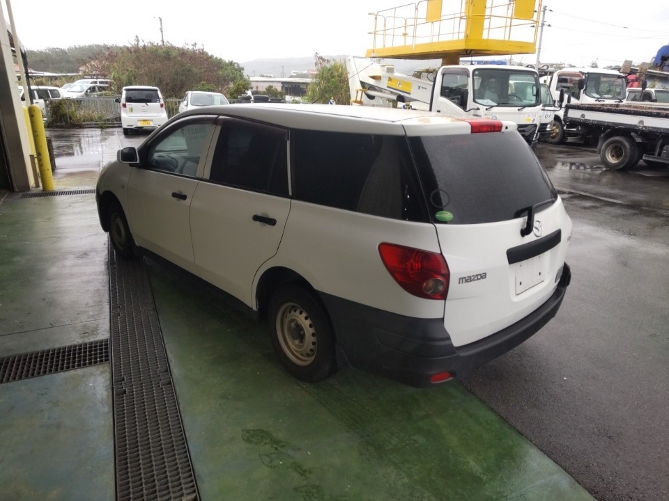 MAZDA FAMILIA