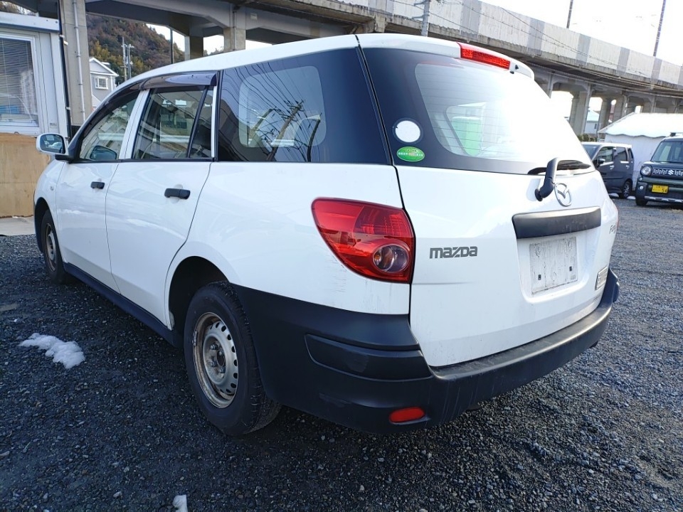 MAZDA FAMILIA