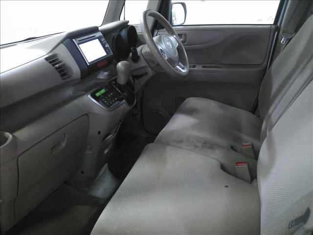 HONDA N-BOX+