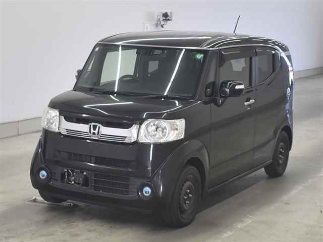 HONDA N-BOX SLASH