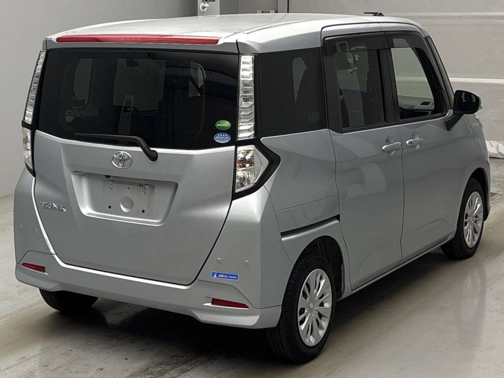 TOYOTA TANK