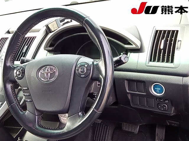 TOYOTA SAI