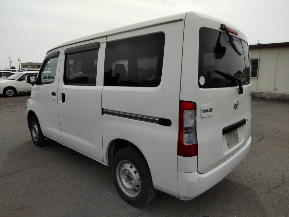 TOYOTA TOWN ACE