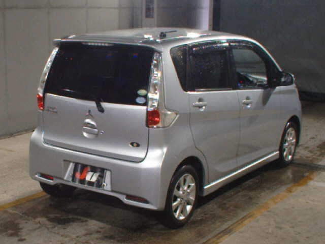 MITSUBISHI EK CUSTOM