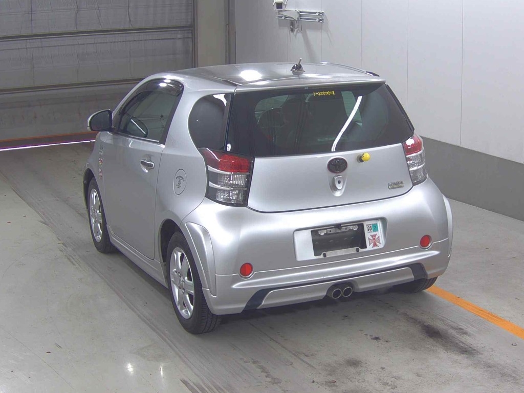TOYOTA IQ