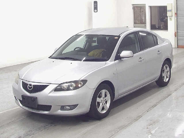 MAZDA AXELA