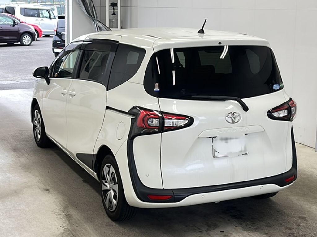 TOYOTA SIENTA