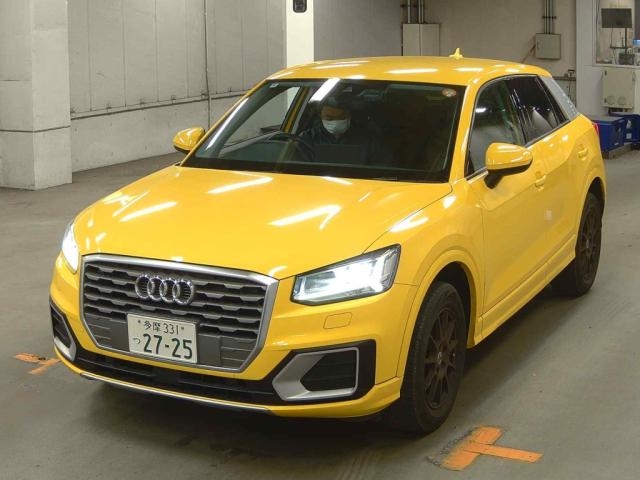 AUDI Q2