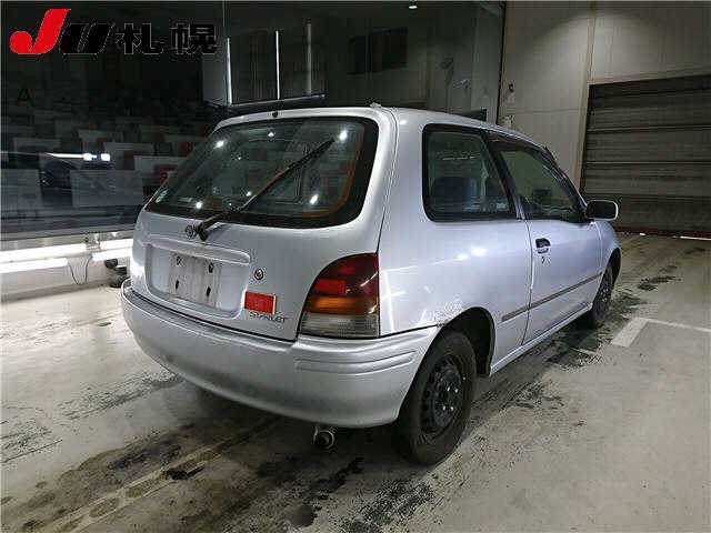TOYOTA STARLET
