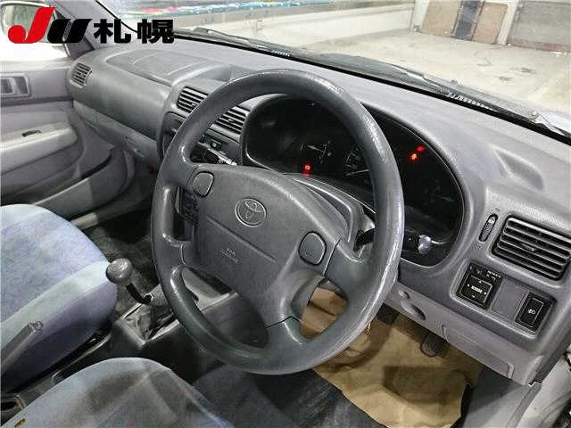 TOYOTA STARLET