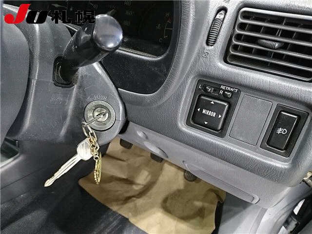 TOYOTA STARLET
