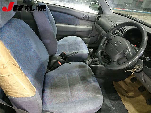 TOYOTA STARLET