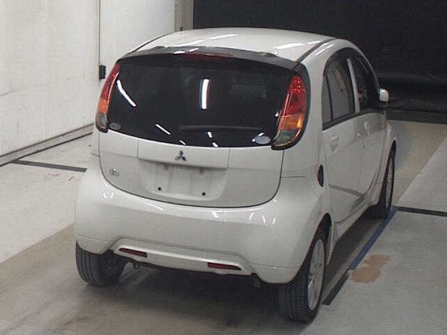 MITSUBISHI I