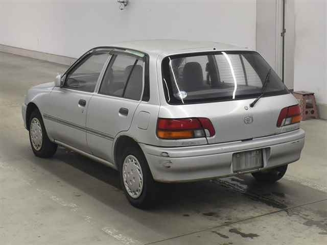 TOYOTA STARLET