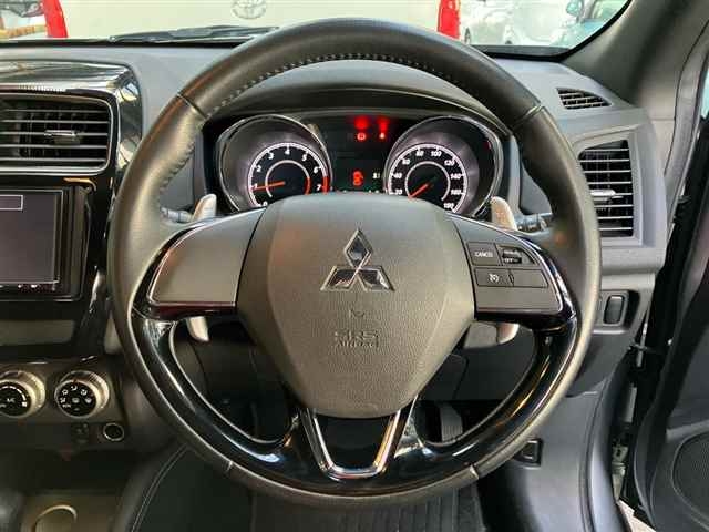 MITSUBISHI RVR
