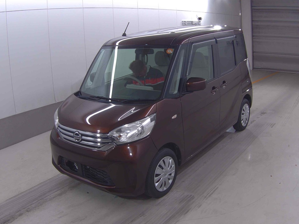 NISSAN DAYZ ROOX