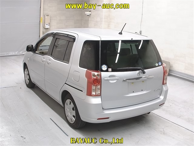 TOYOTA RAUM