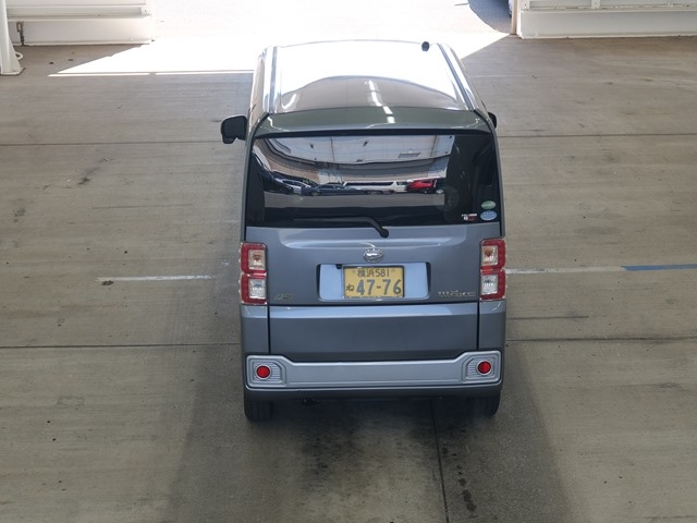 DAIHATSU WAKE