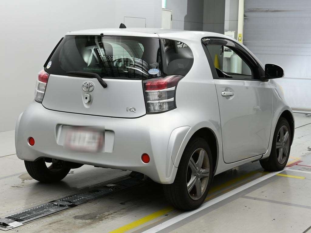 TOYOTA IQ