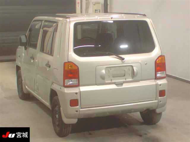 DAIHATSU NAKED