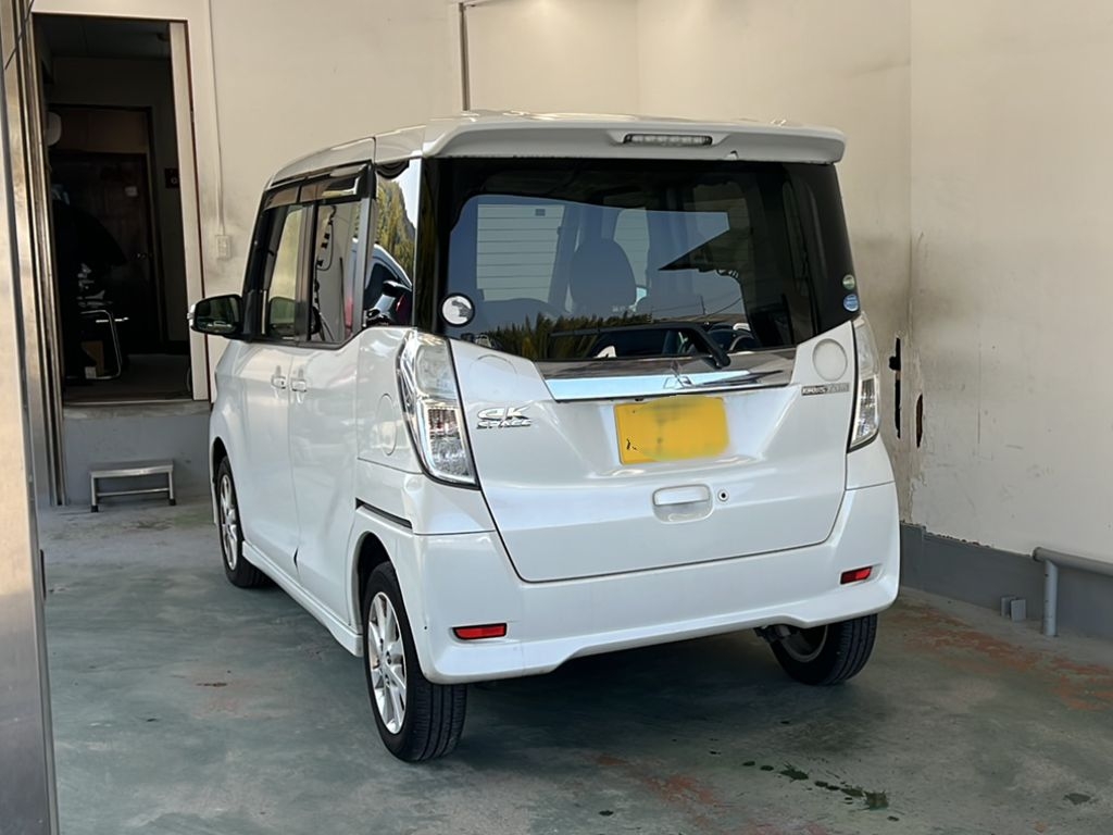 MITSUBISHI EK SPACE