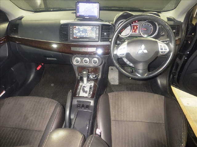 MITSUBISHI GALANT FORTIS