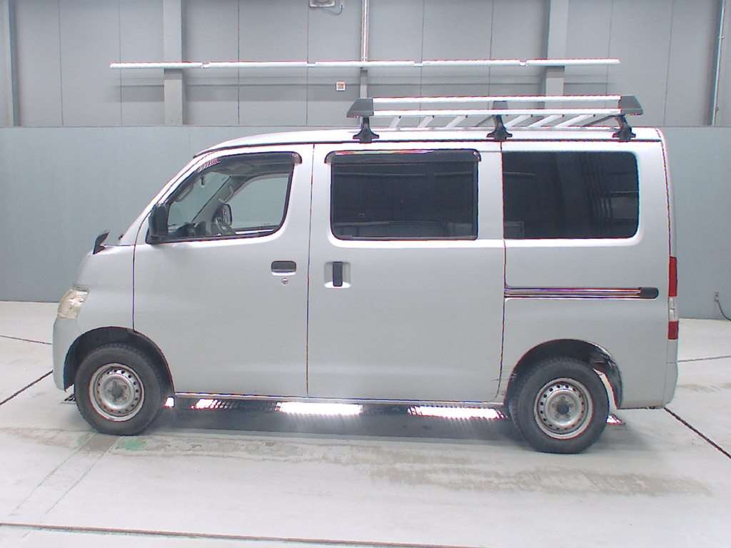TOYOTA LITE ACE